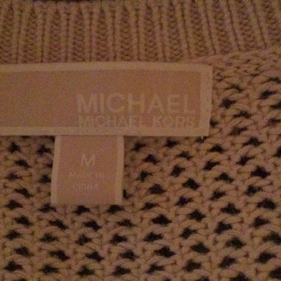 Micheal Kors  gold metallic sweater, perfect for the Holidays ! - Picture 2 of 3